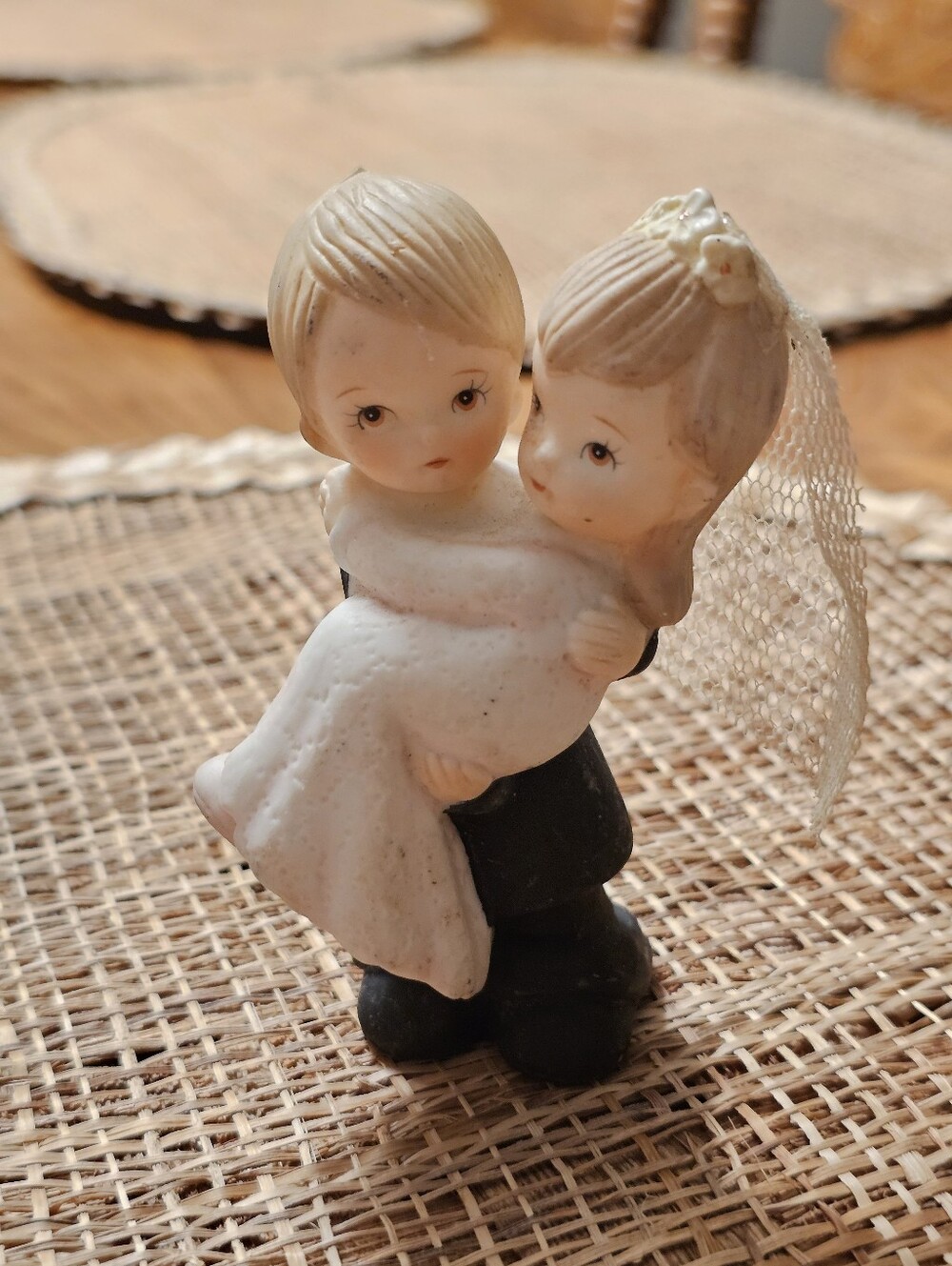 Vintage Lefton Bride & Groom Cake Topper / Figurine
